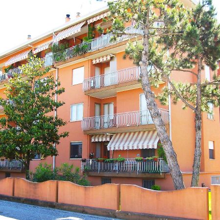 Residence Beatrice - Agenzia Cocal Каорле Экстерьер фото