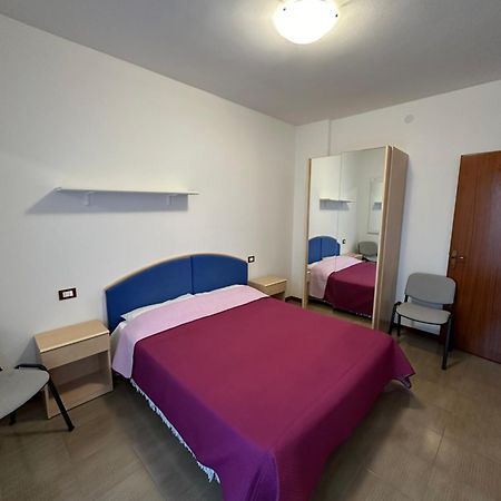 Residence Beatrice - Agenzia Cocal Каорле Экстерьер фото