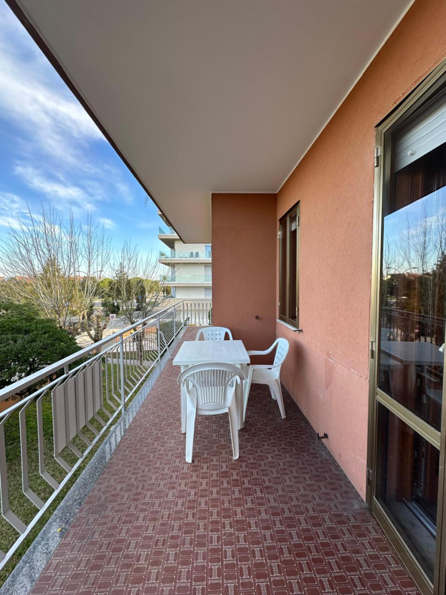 Residence Beatrice - Agenzia Cocal Каорле Экстерьер фото